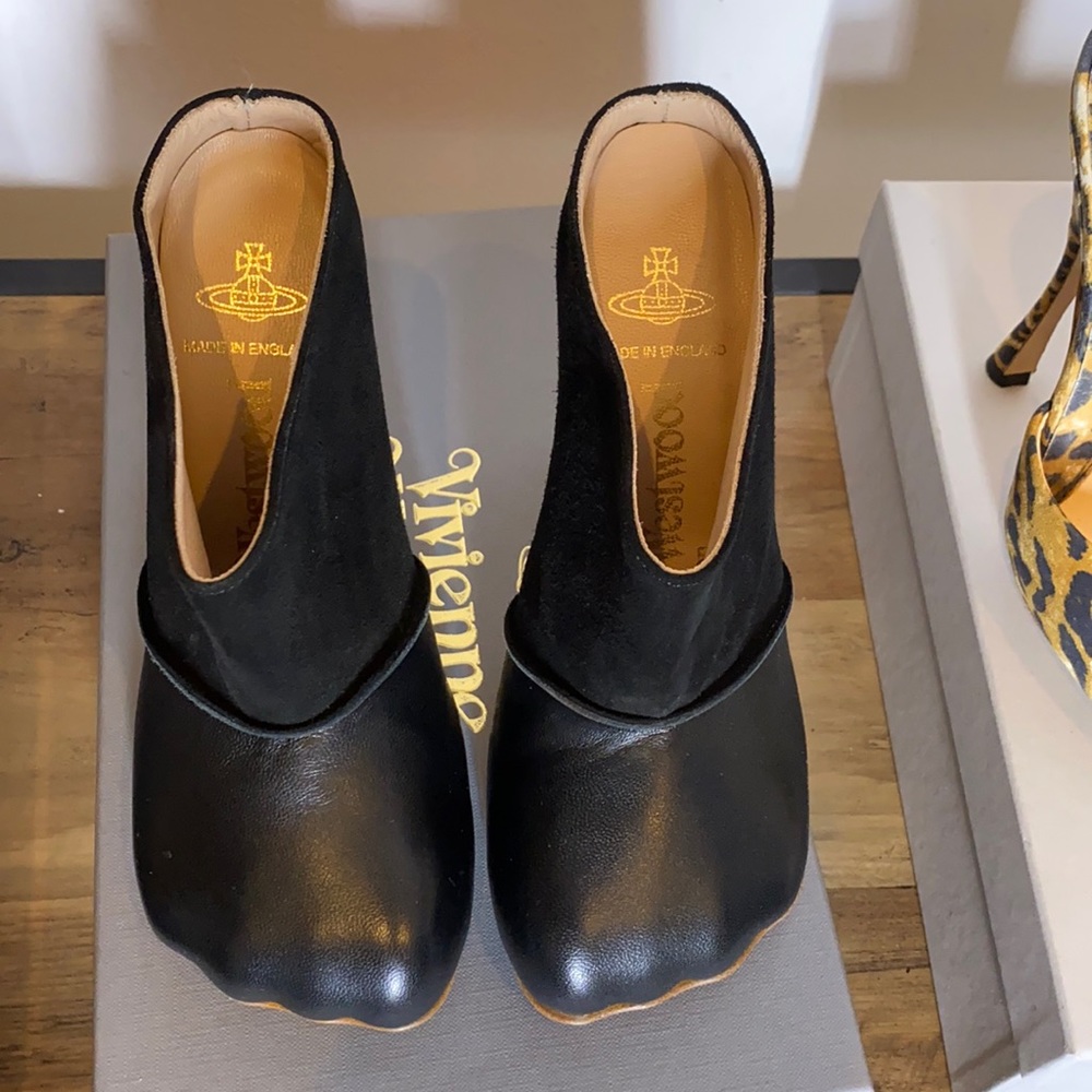 Vivienne Westwood Animal toe leather suede mule 36